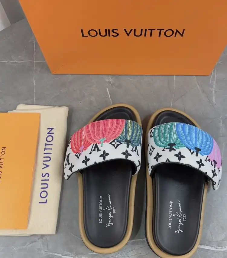 hype LV Slippers