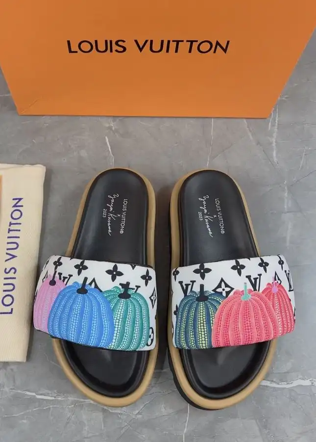 hype LV Slippers