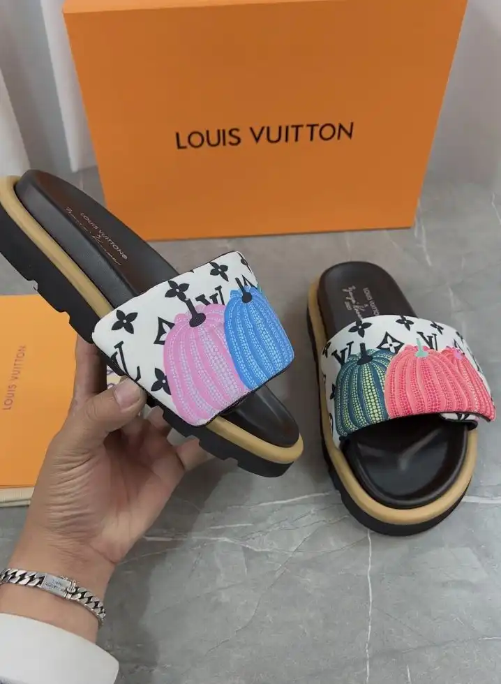 hype LV Slippers