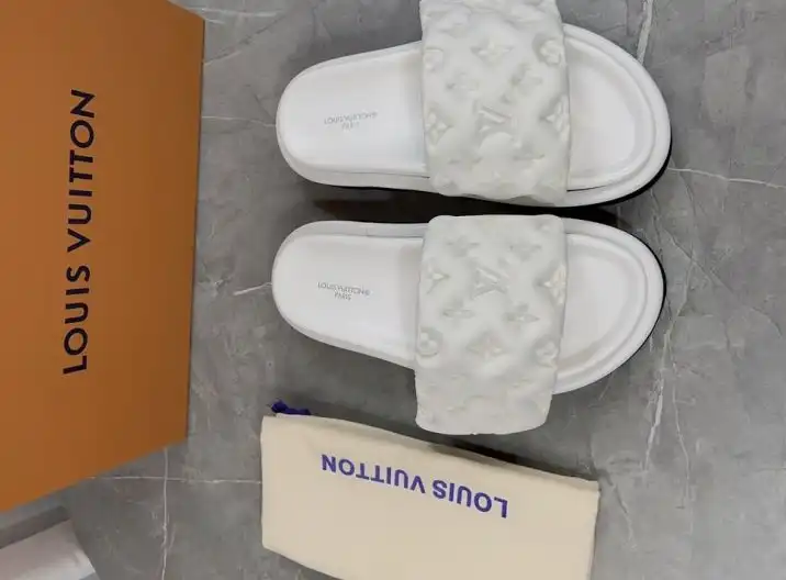 hype LV Slippers