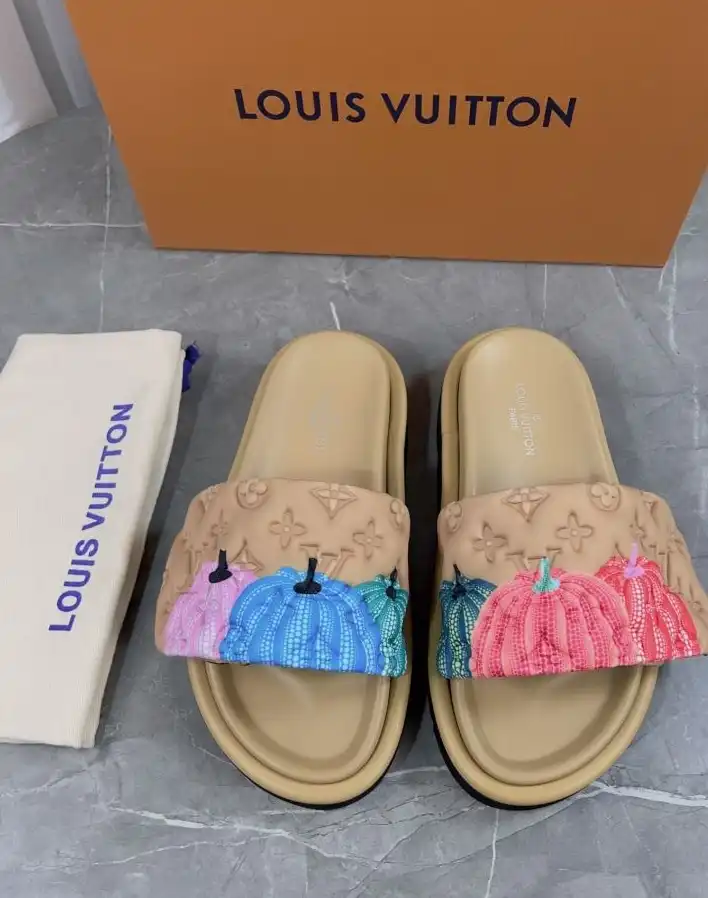 hype LV Slippers