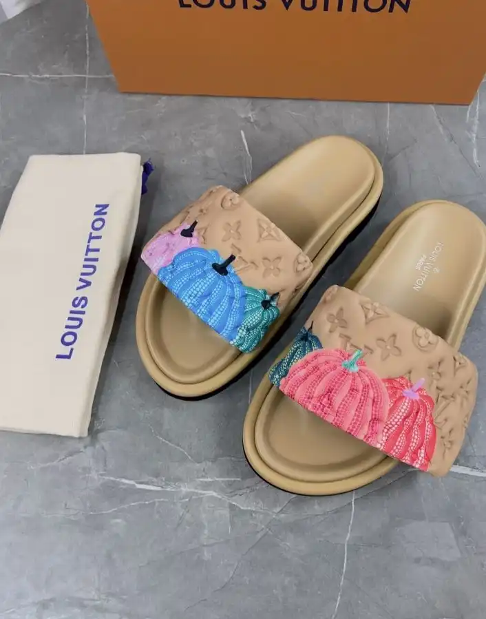 hype LV Slippers