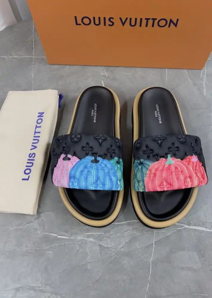 hype LV Slippers