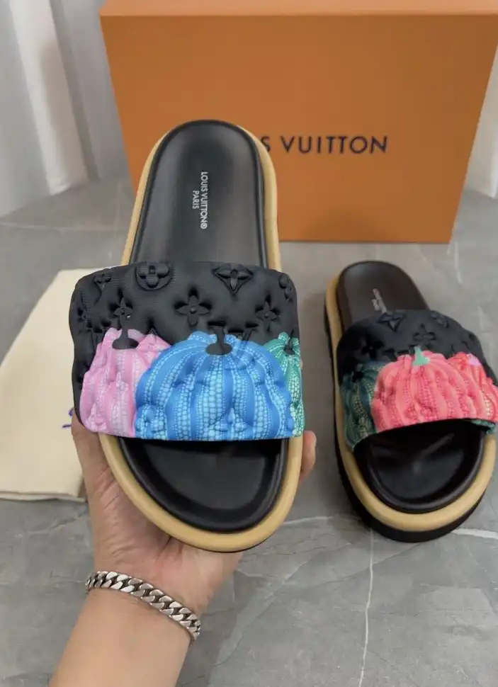 hype LV Slippers