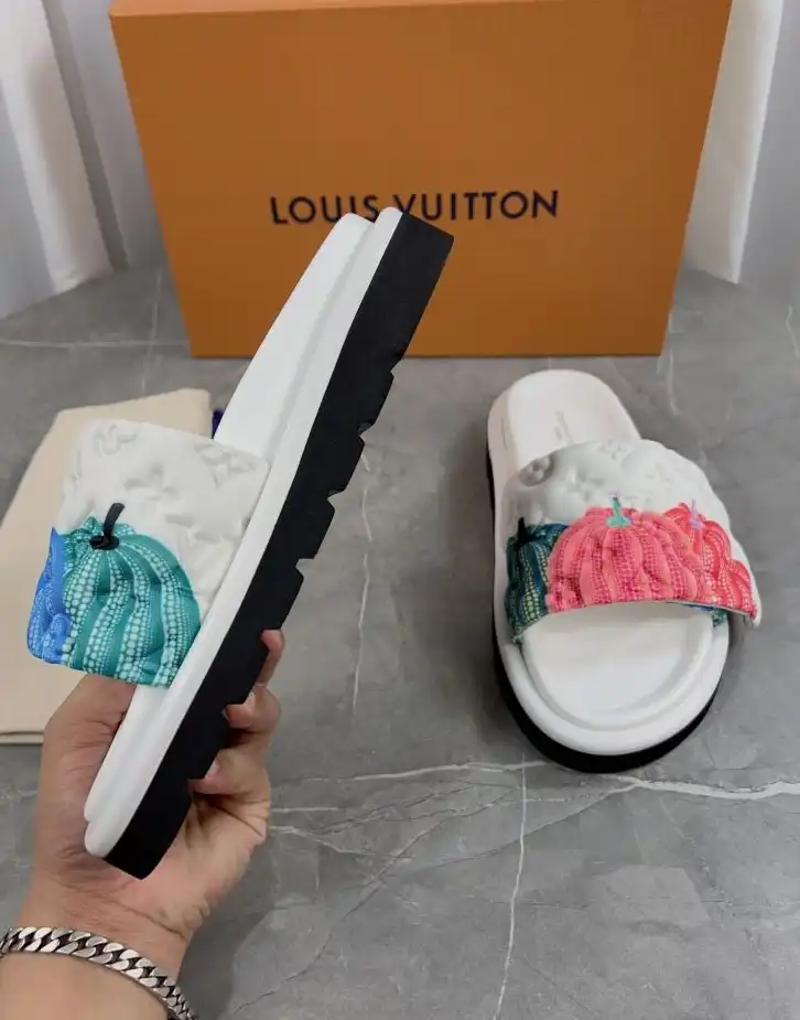 hype LV Slippers