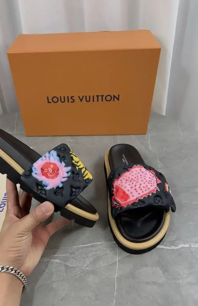 hype LV Slippers