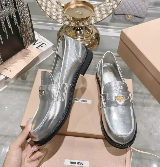 hype Miu Miu Leather Shoes