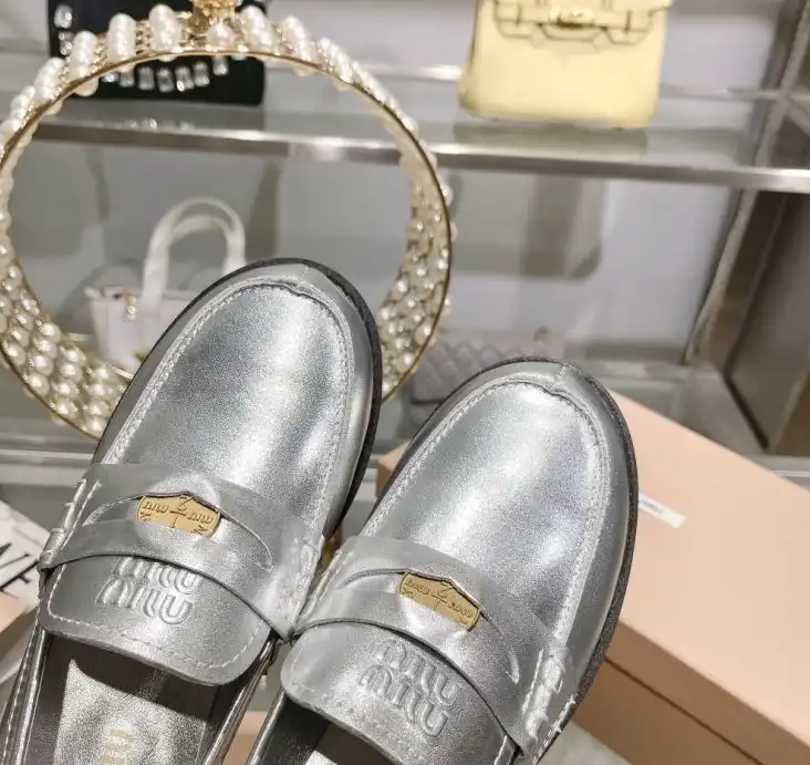 hype Miu Miu Leather Shoes