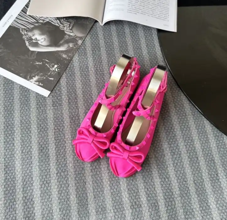 hype Valentino High Heels