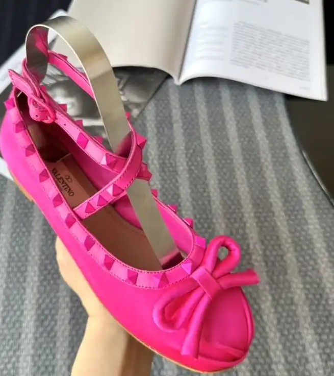 hype Valentino High Heels