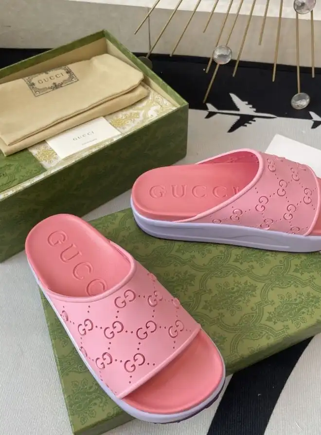 hype Gucci Slippers