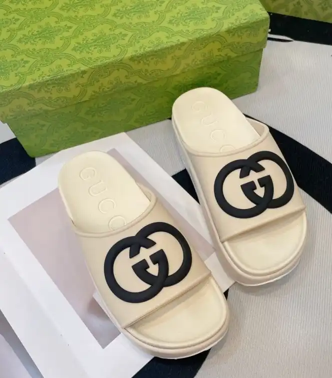 hype Gucci Slippers