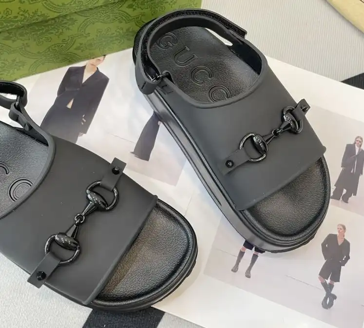 hype Gucci Sandals