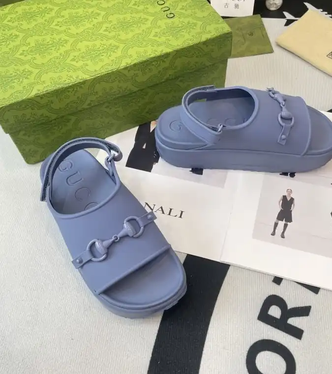 hype Gucci Sandals