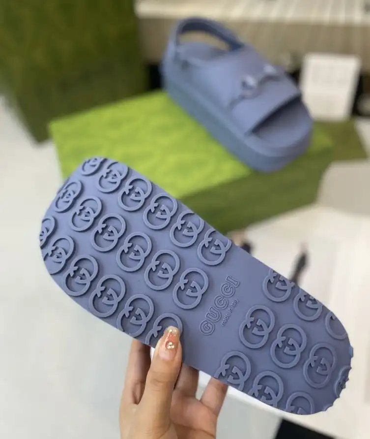 hype Gucci Sandals