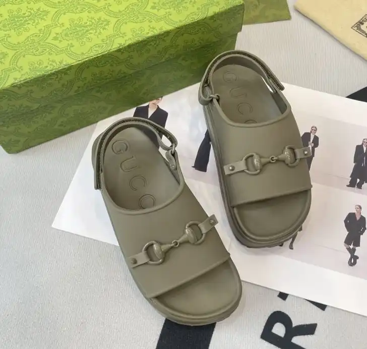 hype Gucci Sandals