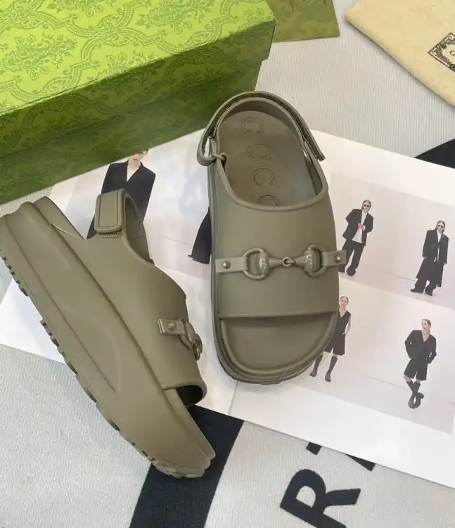 hype Gucci Sandals