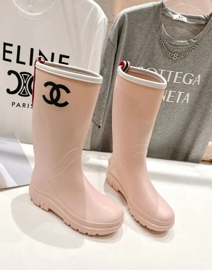 hype Chanel Boots