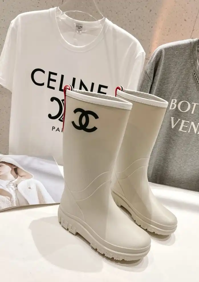 hype Chanel Boots