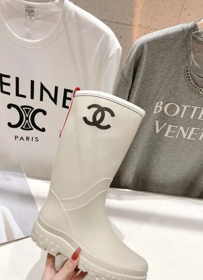 hype Chanel Boots