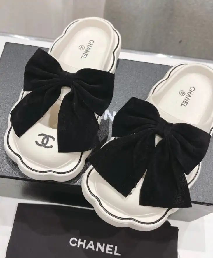 hype Chanel Slippers