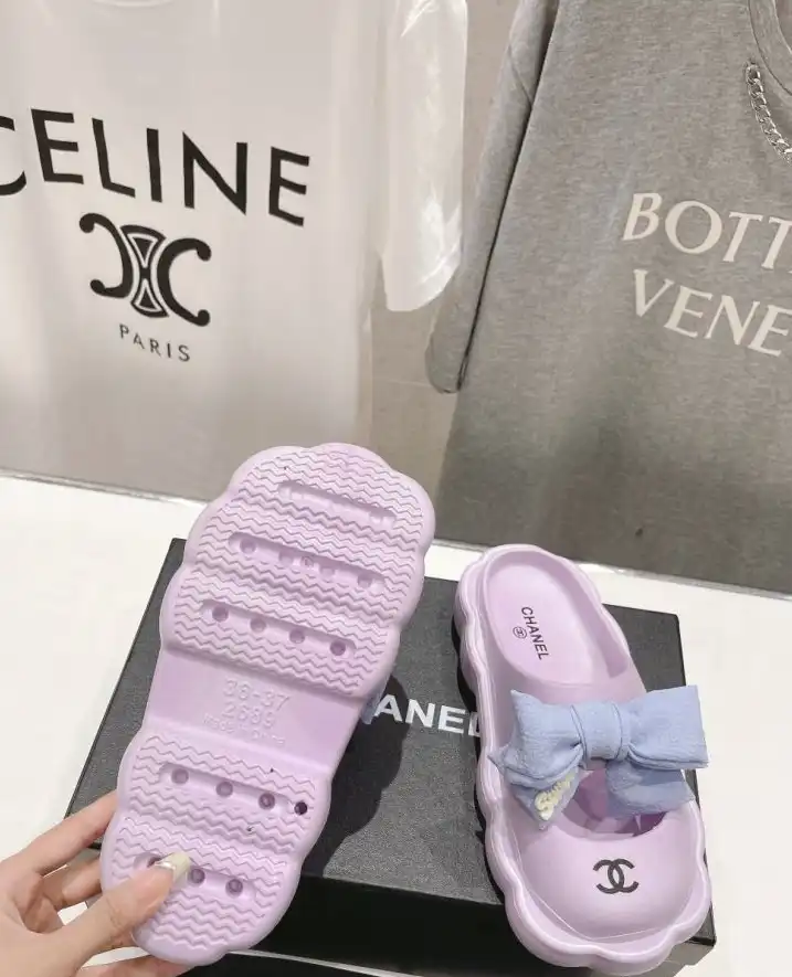 hype Chanel Slippers