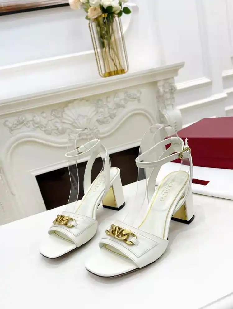 hype Valentino High Heels