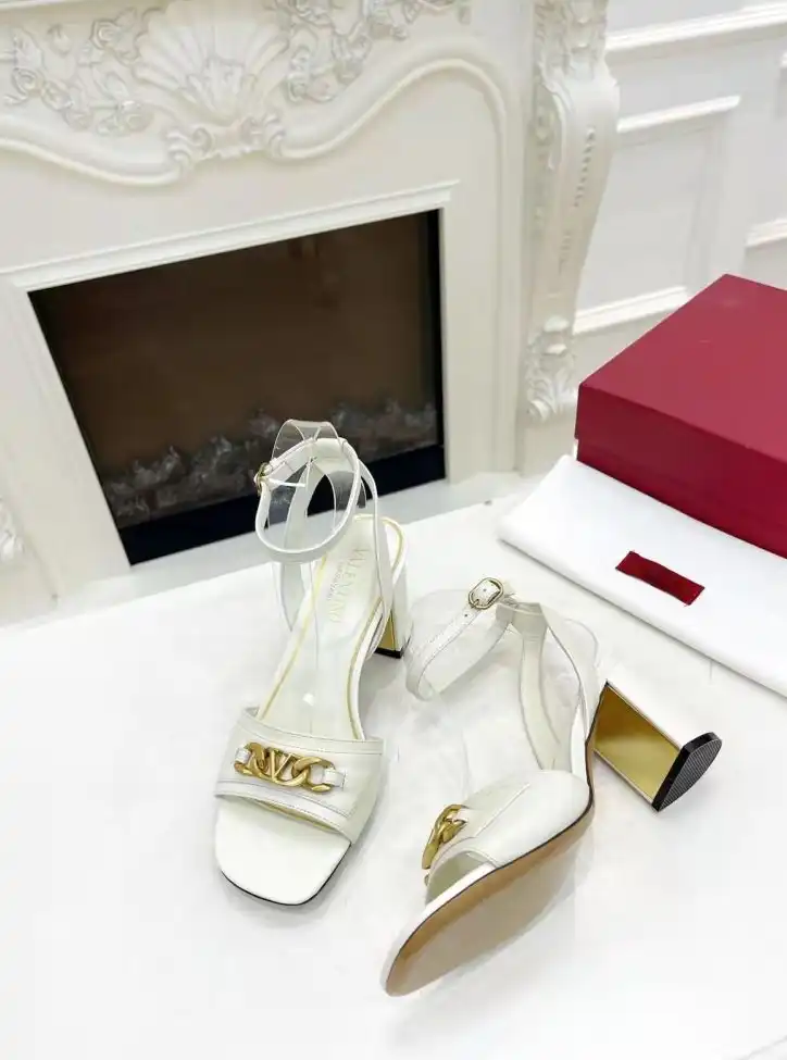 hype Valentino High Heels