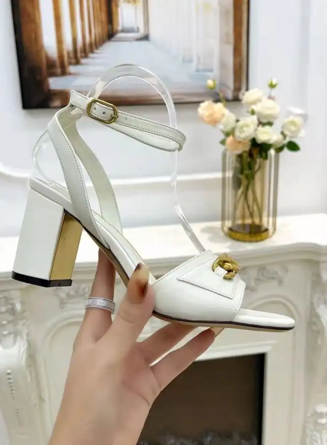 hype Valentino High Heels