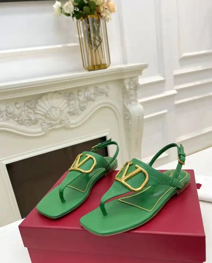 hype Valentino High Heels