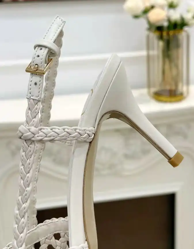 hype Valentino High Heels