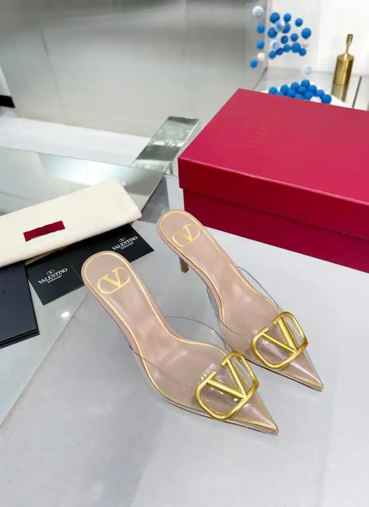 hype Valentino High Heels