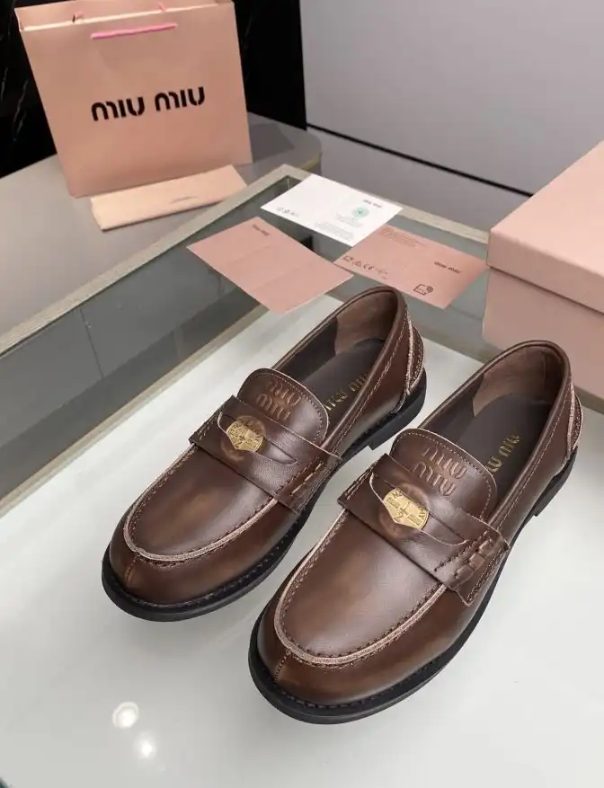 hype Miu Miu Leather Shoes