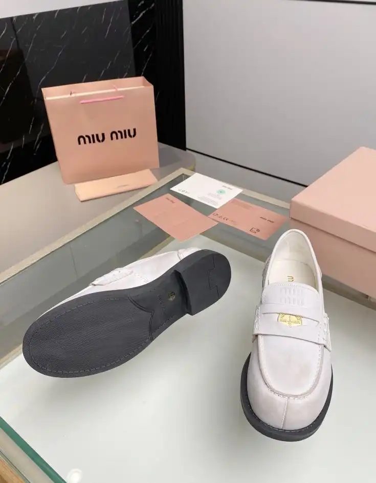 hype Miu Miu Leather Shoes