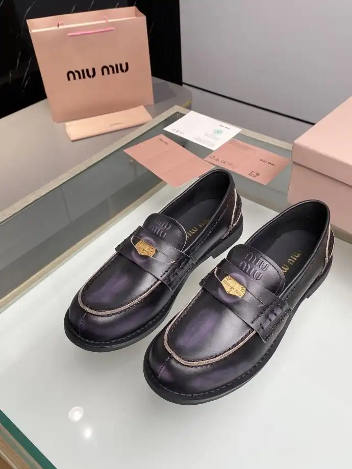 hype Miu Miu Leather Shoes