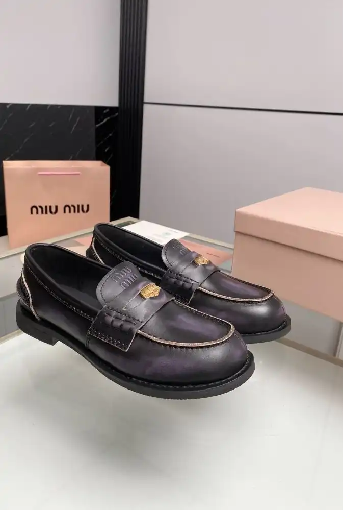 hype Miu Miu Leather Shoes