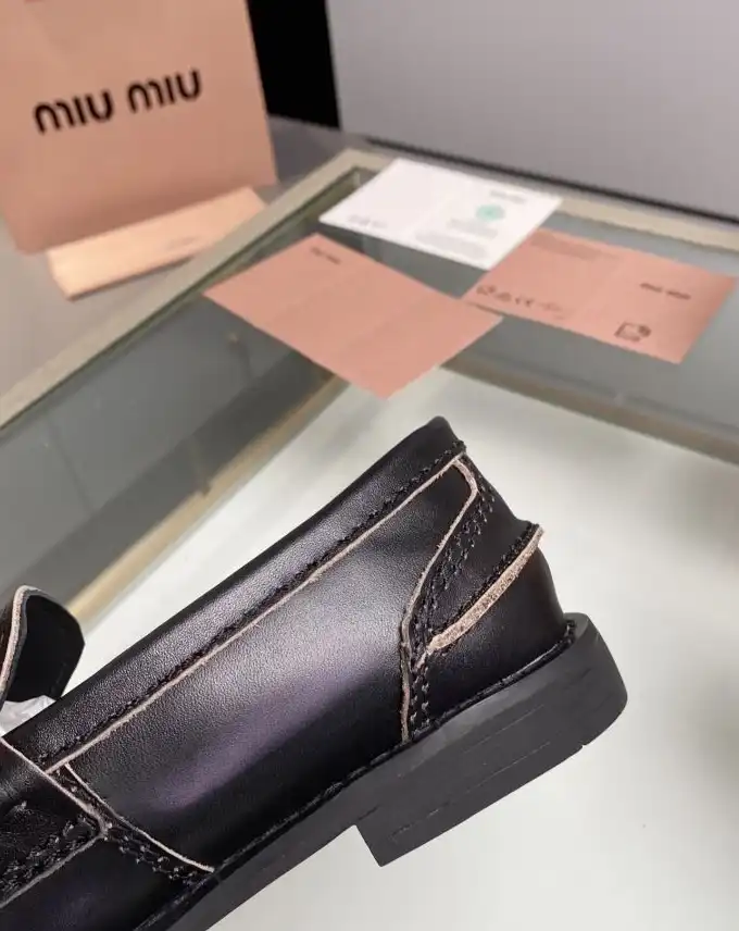 hype Miu Miu Leather Shoes