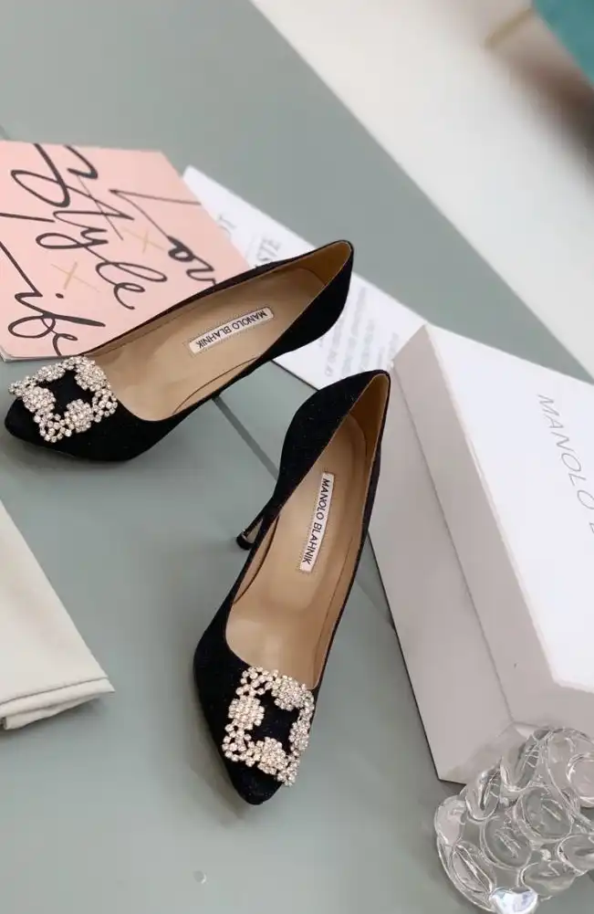 hype Manolo Blahnik High Heels