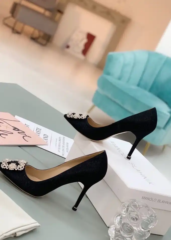 hype Manolo Blahnik High Heels