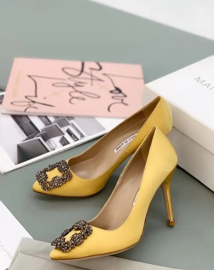 hype Manolo Blahnik High Heels