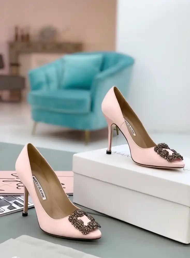 hype Manolo Blahnik High Heels