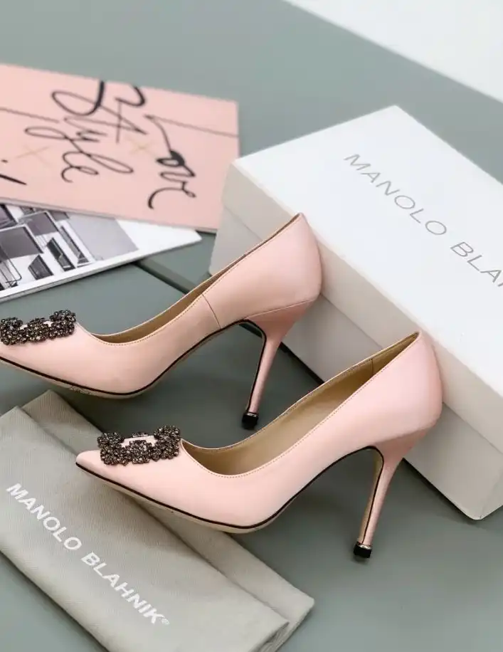 hype Manolo Blahnik High Heels