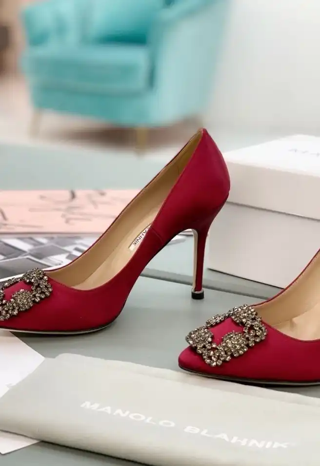 hype Manolo Blahnik High Heels