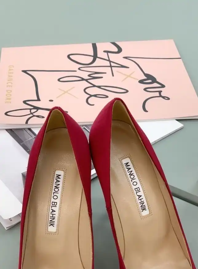 hype Manolo Blahnik High Heels