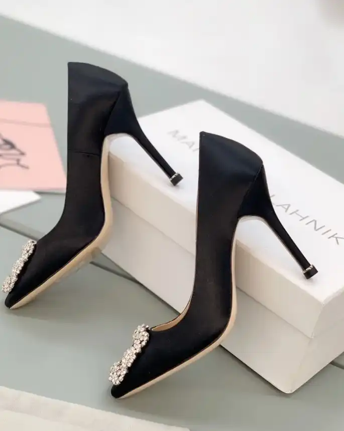 hype Manolo Blahnik High Heels