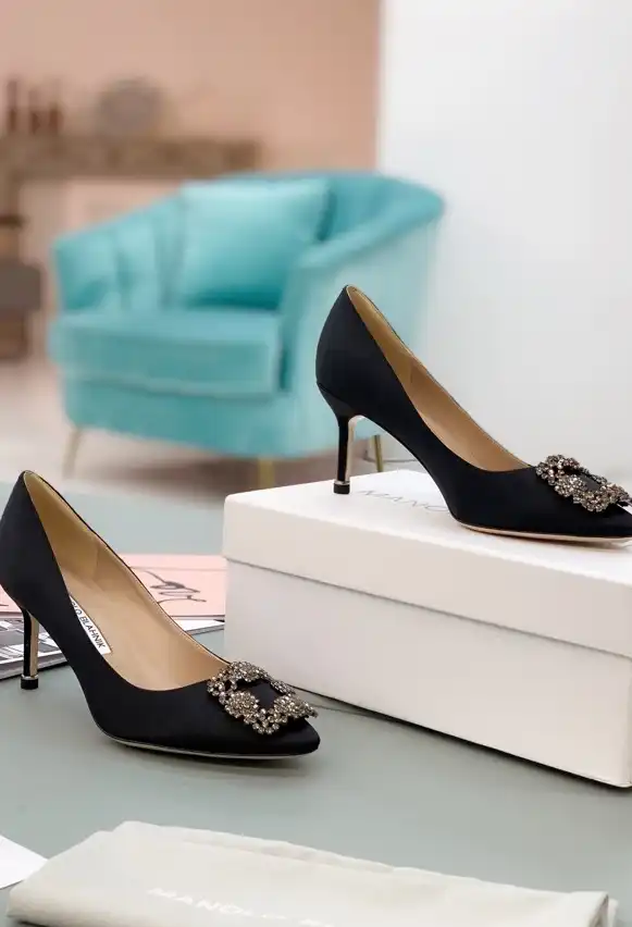 hype Manolo Blahnik High Heels