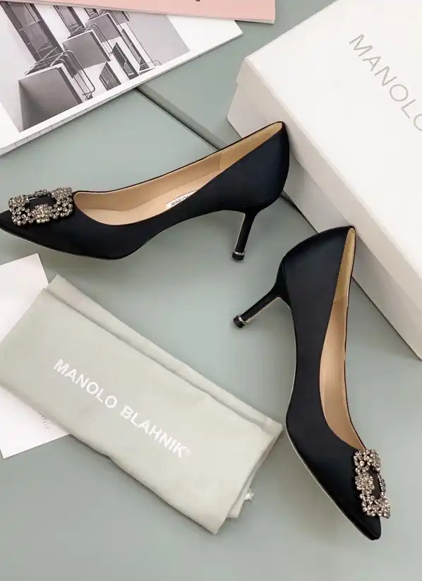 hype Manolo Blahnik High Heels