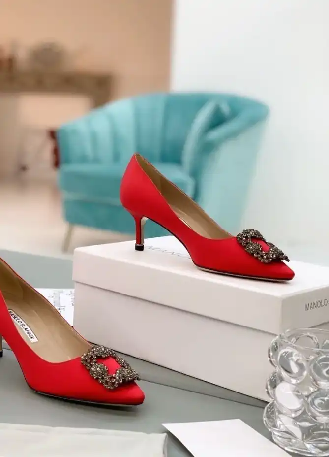 hype Manolo Blahnik High Heels