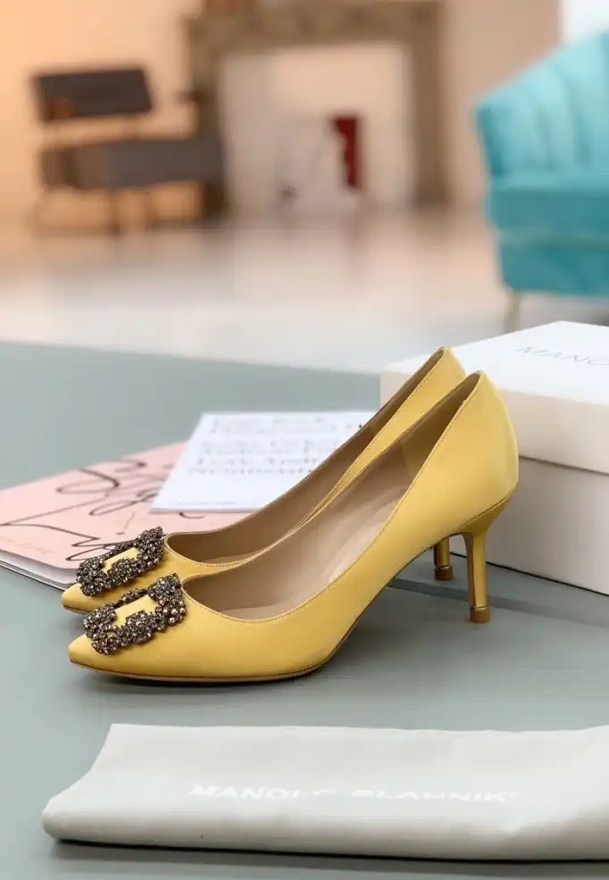 hype Manolo Blahnik High Heels