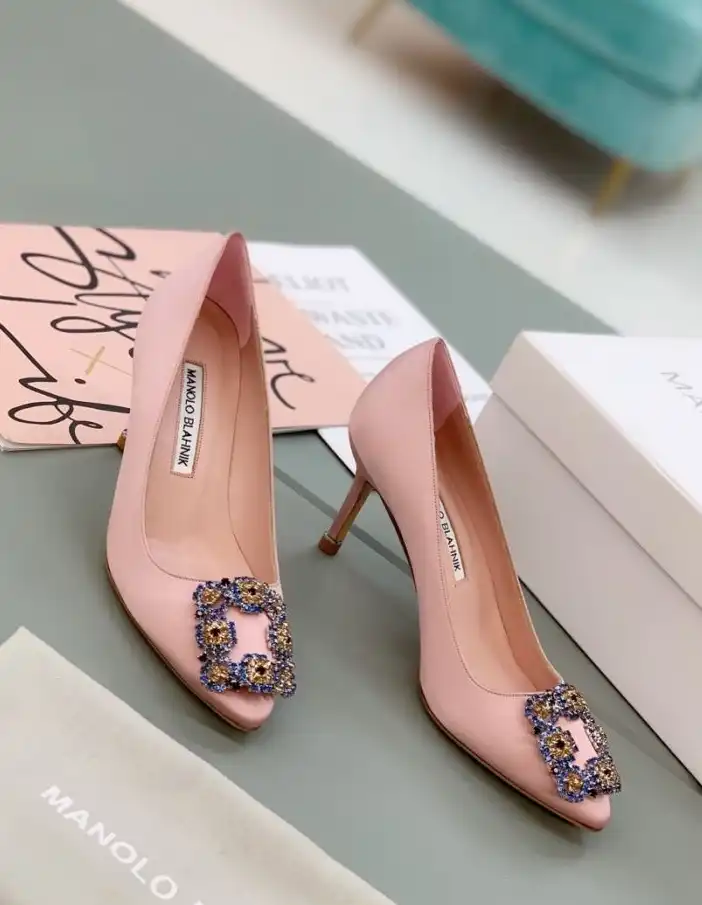 hype Manolo Blahnik High Heels